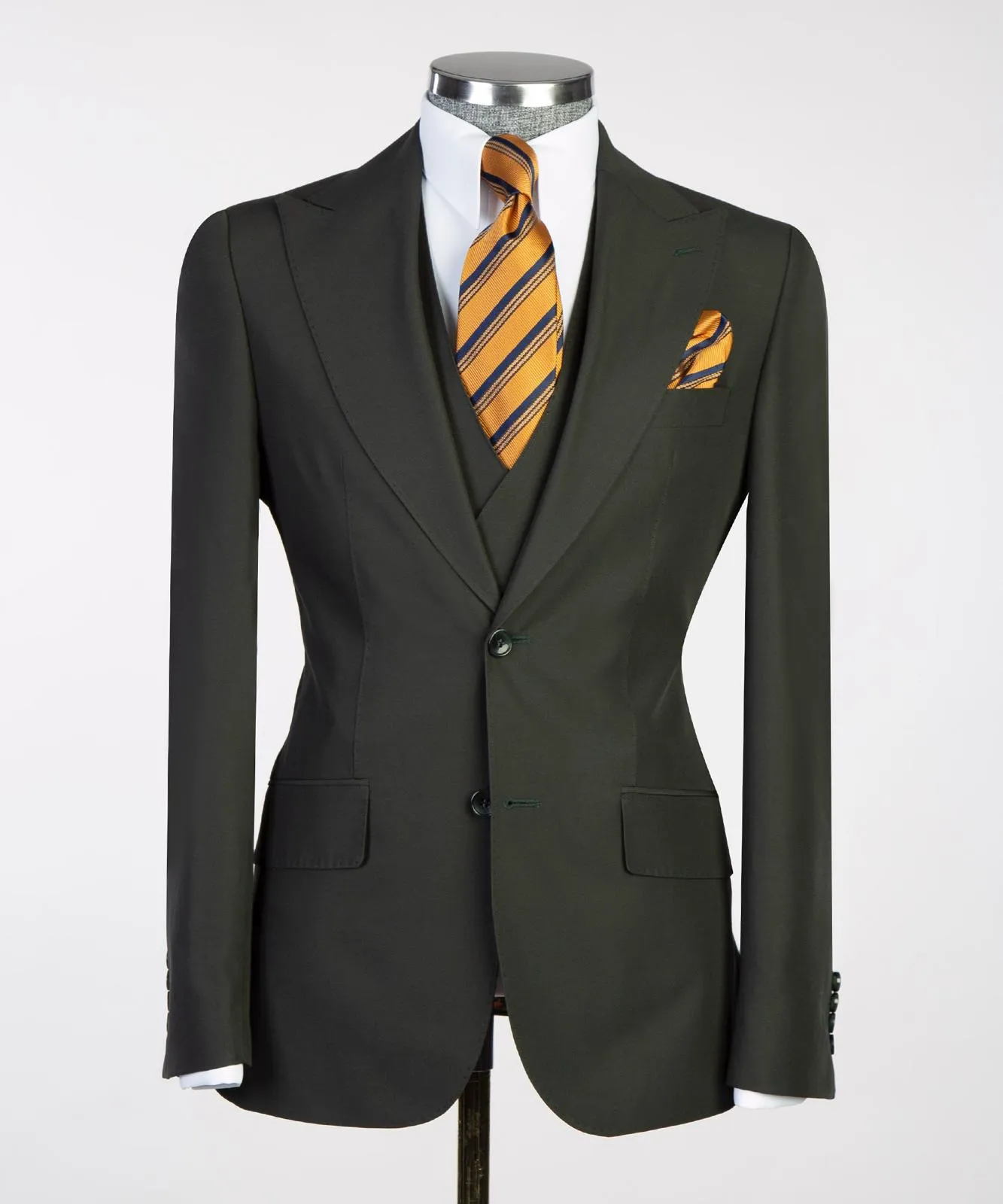 Men’s Classic 3-piece Black Suit