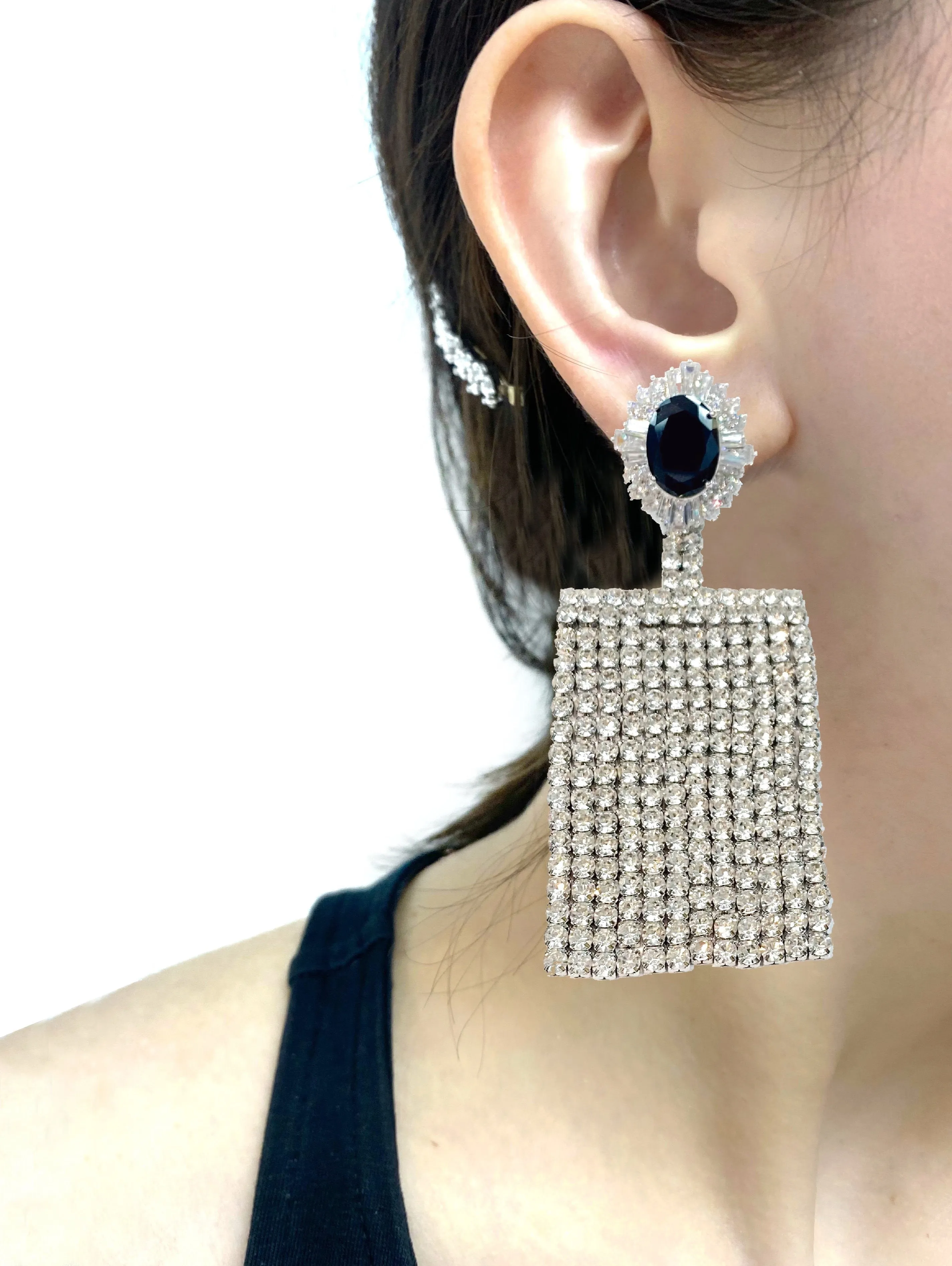 OVAL STUD CRYSTAL FRINGE EARRINGS