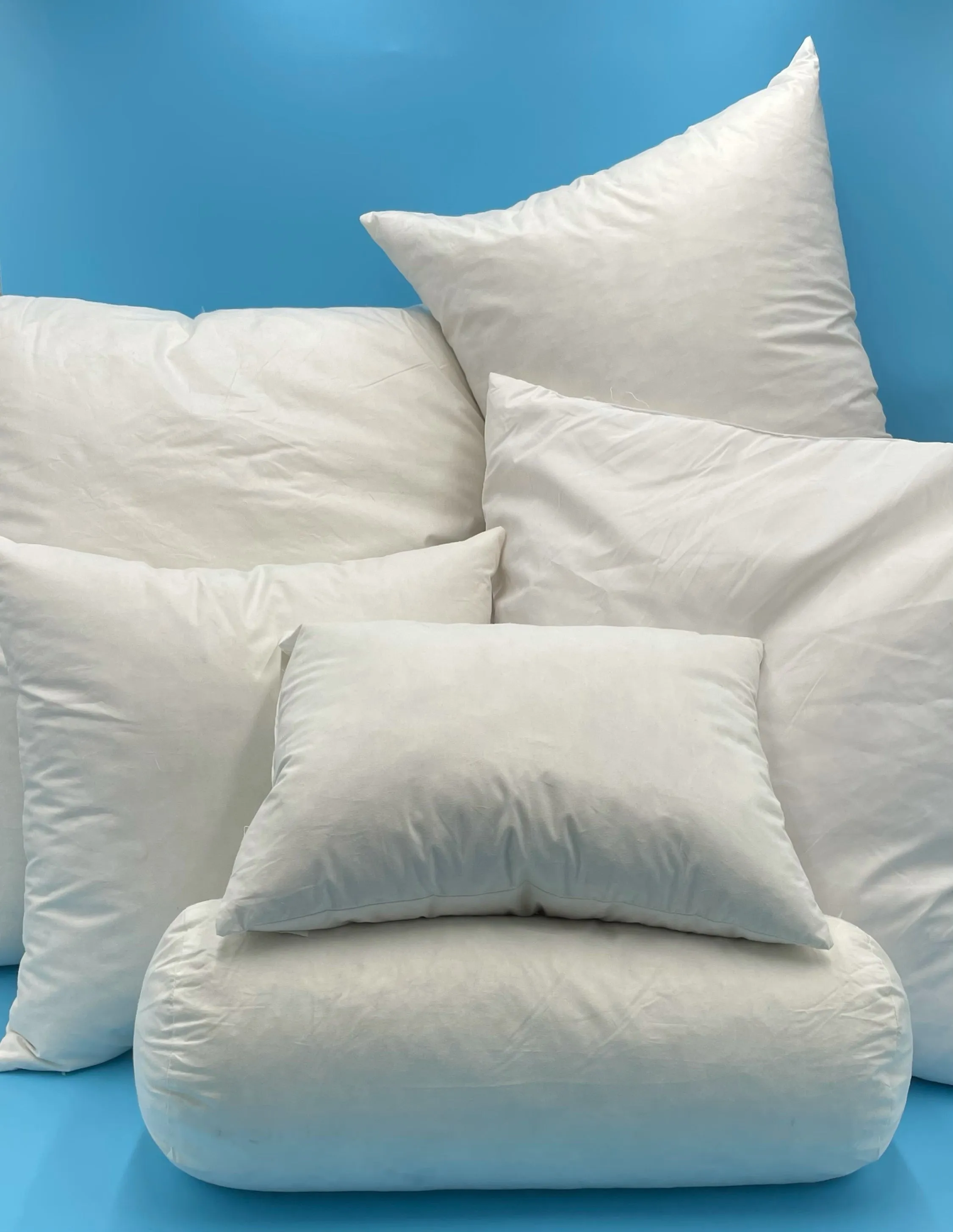 SupremeSoft™ 22" Square 100% White Goose Down Pillow Insert